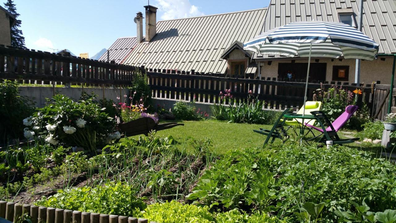 Chez Annie & Marcel Bed & Breakfast Le Monetier-les-Bains Ngoại thất bức ảnh